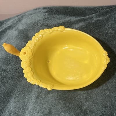 Baby Doll’s Bathtub with Floral Trim. Made In USA 1969 Vintage - Thumbnail 2