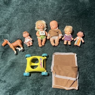 A Lot of 8 Vintage Plastic L'Il Babies Dolls and Accessories. Made In Japan Rare - Thumbnail 2