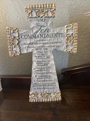 Ten Commandments Catholic Cross - Thumbnail 4