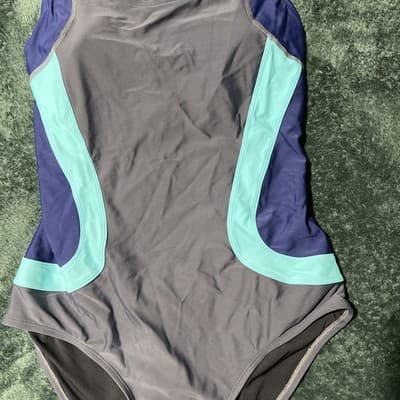 Halcurt Women's Boyleg One Piece Swimsuit Rashguard, Long Sleeve, Size M - Thumbnail 2