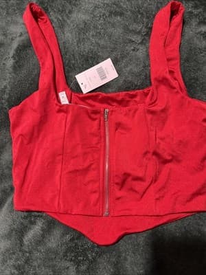 Willow Root Women's Tank Red Color Size M New with Tags - Thumbnail 2