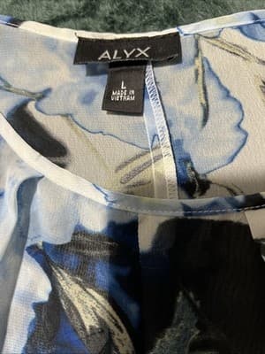 Women's Floral Print Blouse Size L by Alyx Brand Short Sleeve - Thumbnail 4