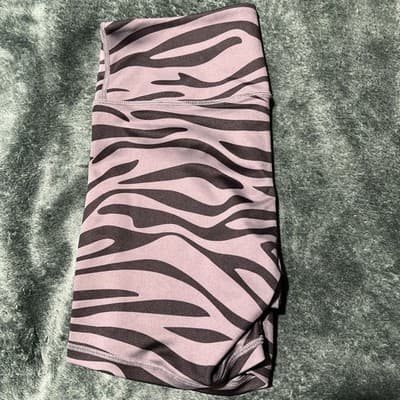 Knix Zebra Pattern Workout Shorts Womens Size L Leakproof Athletics. Inseam 6 in - Thumbnail 7