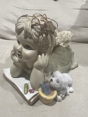 A Resin Figurine of A Cherubic Child with A Dog and Art Supplies. Vintage 1995 - Thumbnail 10