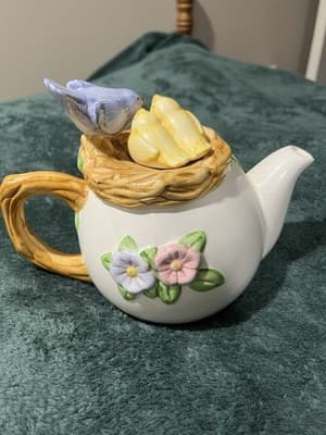 Vintage Teleflora TEAPOT Ceramic Hand Painted Birds in Nest - Thumbnail 10