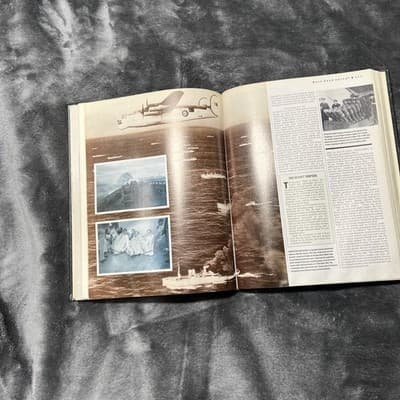 The World at Arms: Reader's Digest Illustrated History of World War II - Thumbnail 7