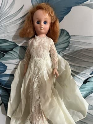 Vintage Plastic Bride Doll with Rooted Hair and Lace Wedding Gown. 1950s 60s - Thumbnail 5