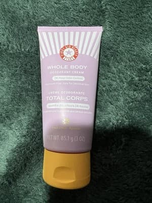First Aid Beauty Whole Body Deodorant Cream up to 24 Hrs of Odor Control (3 oz) - Thumbnail 2