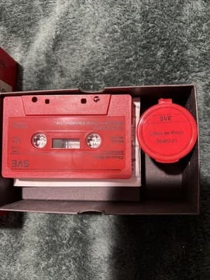 SVE Educational Filmstrip and Cassette Set Titled Cinco de Mayo. Brand New - Thumbnail 4