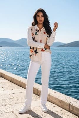 Women's Blouse Top Size Large Butterfly Print Long Sleeve Button Up Lightweight - Thumbnail 2