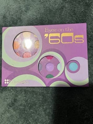 BH Cosmetics "Eyes on the 60s" eyeshadow palette with multiple shades. - Thumbnail 2
