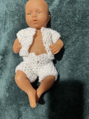 A Berenguer-style Baby Doll with A Knitted Outfit. Great Condition 10 Inches - Thumbnail 5