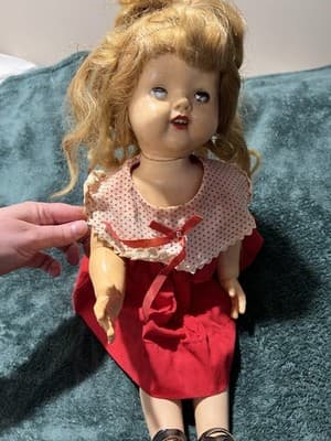 Vintage Composition Doll with Blonde Hair Sleepy Eyes and Red Dress. 19 Inches - Thumbnail 4