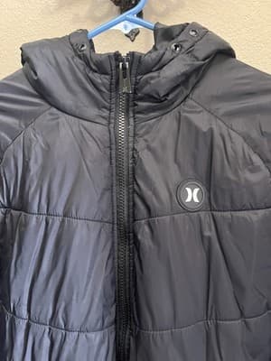 Black Quilted Puffer Jacket by Hurley Men’s Size Medium New Without Tags - Thumbnail 2