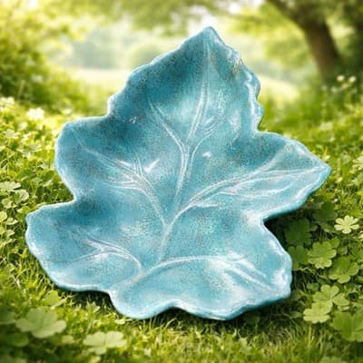 Astor Lane Speckled Teal Ceramic Leaf-shaped Serving Dish. Excellent Condition - Thumbnail 4