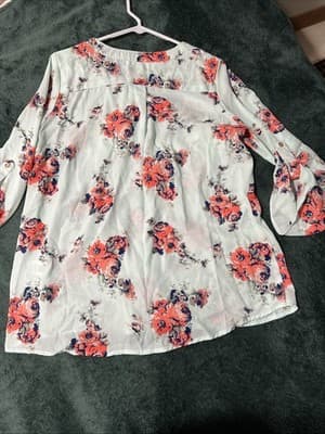 Chico's Women's Floral Blouse, Size XL, Multicolored, V-Neck, Long Sleeve - Thumbnail 2