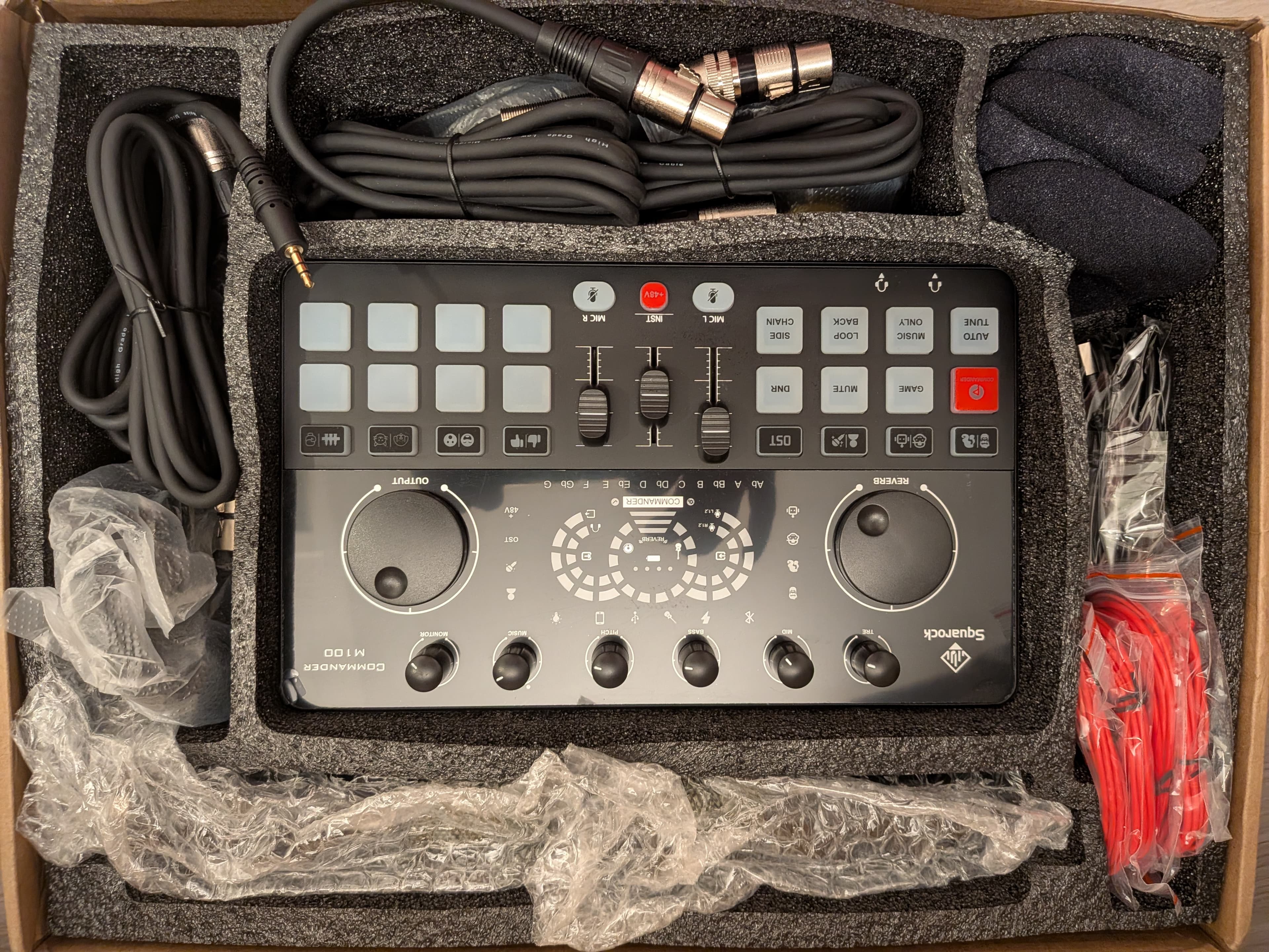 Podcast Equipment Bundle for 4 - Thumbnail 6