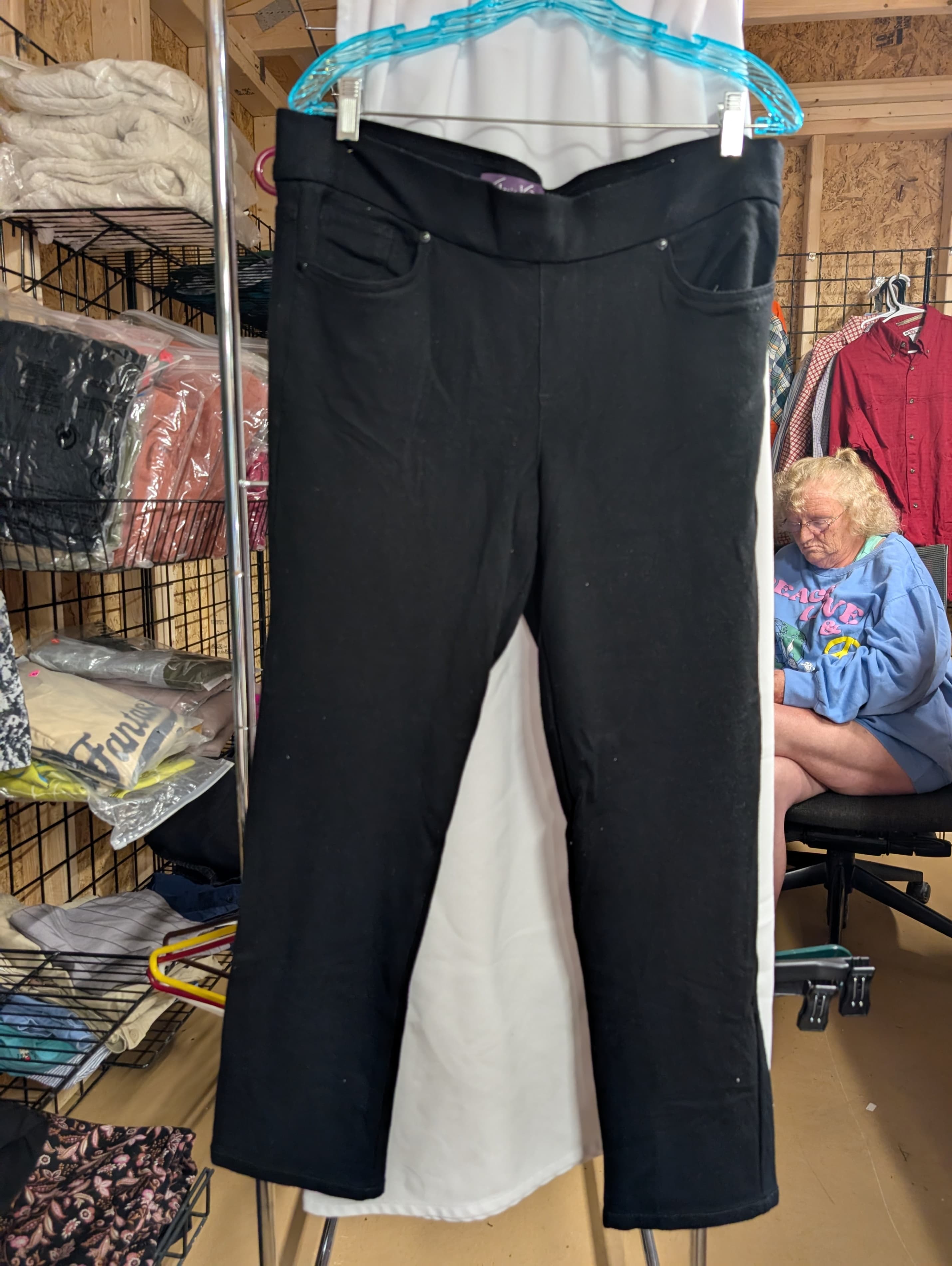 Women's Black Pull-On Pants - Thumbnail 2
