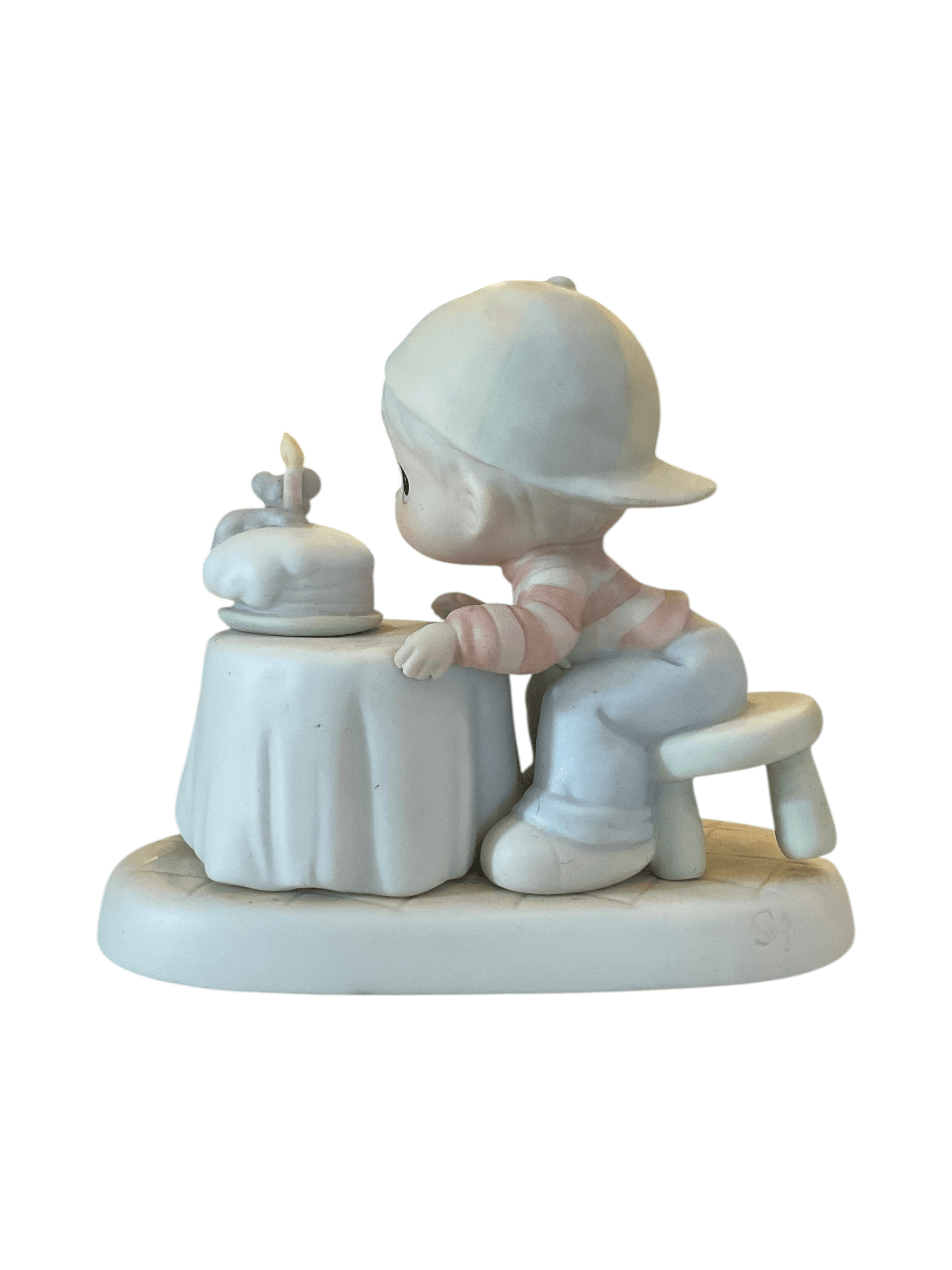 Precious Moments Figurine Boy with Cake and Mouse - Thumbnail 4