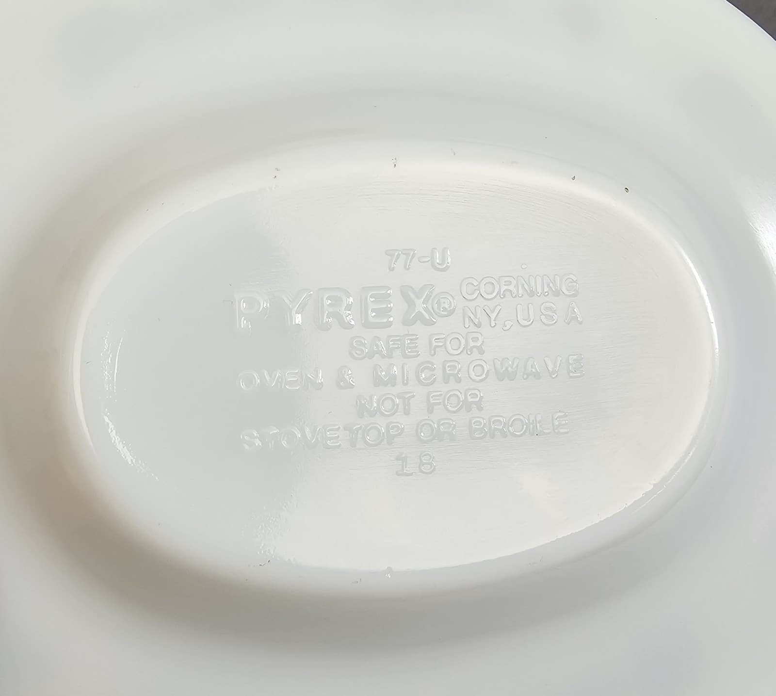 Pyrex Corningware Old Town Blue Onion Gravy Boat and Underplate Set 77-B, 77-U - Thumbnail 7