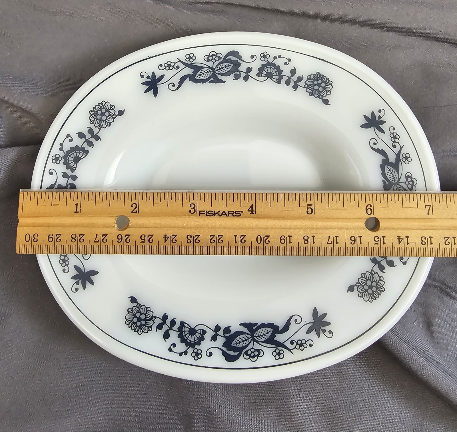 Pyrex Corningware Old Town Blue Onion Gravy Boat and Underplate Set 77-B, 77-U - Thumbnail 10