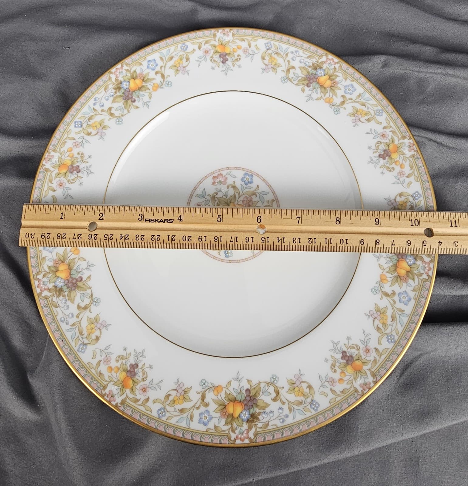 Vintage Noritake Ireland Harvesting 2770 Dinner Plate Flowers & Fruit 10.5" - Thumbnail 2