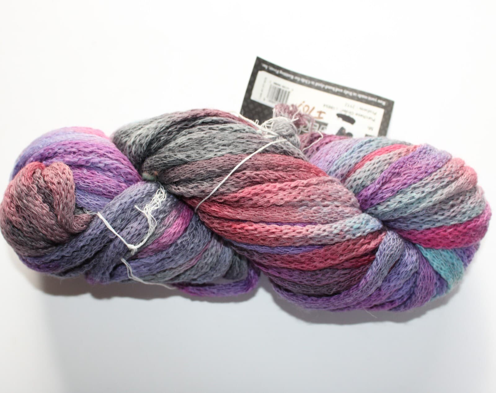 KFI Yarn Merino Flounce Col Code 1 100% Merino Wool 100gr 34yd