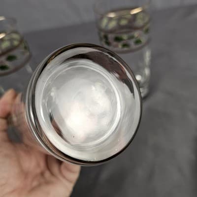 Beautiful Vintage Christmas Glassware Set of 3 Tall Glasses Tumblers Tea 6.25" - Thumbnail 3