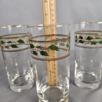 Beautiful Vintage Christmas Glassware Set of 3 Tall Glasses Tumblers Tea 6.25" - Thumbnail 5