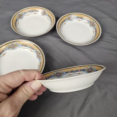 T&V Limoges 5" Fruit Dessert Bowls Blue & Gold Garland with Pink Roses Set of 4 - Thumbnail 3