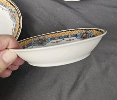 T&V Limoges 5" Fruit Dessert Bowls Blue & Gold Garland with Pink Roses Set of 3 - Thumbnail 7