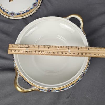 T&V Limoges Covered Veg. Bowl With Lid Blue & Gold Garland with Pink Roses - Thumbnail 9