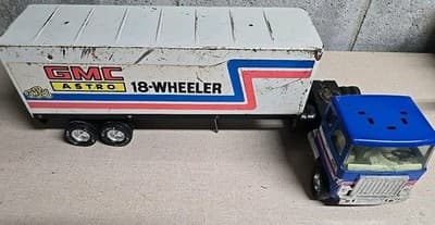 Nylint GMC Astro 18-Wheeler Tractor Trailer Pressed Steel Blue White Red - Thumbnail 18