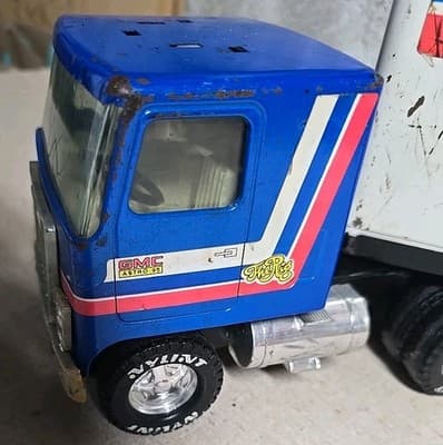 Nylint GMC Astro 18-Wheeler Tractor Trailer Pressed Steel Blue White Red - Thumbnail 3