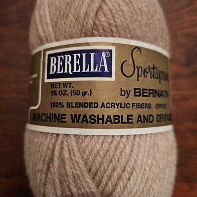 Bernat Berella Sportspun Sandstone Heather Yarn 3 ply US6 Acrylic #2892 1.5oz - Thumbnail 2