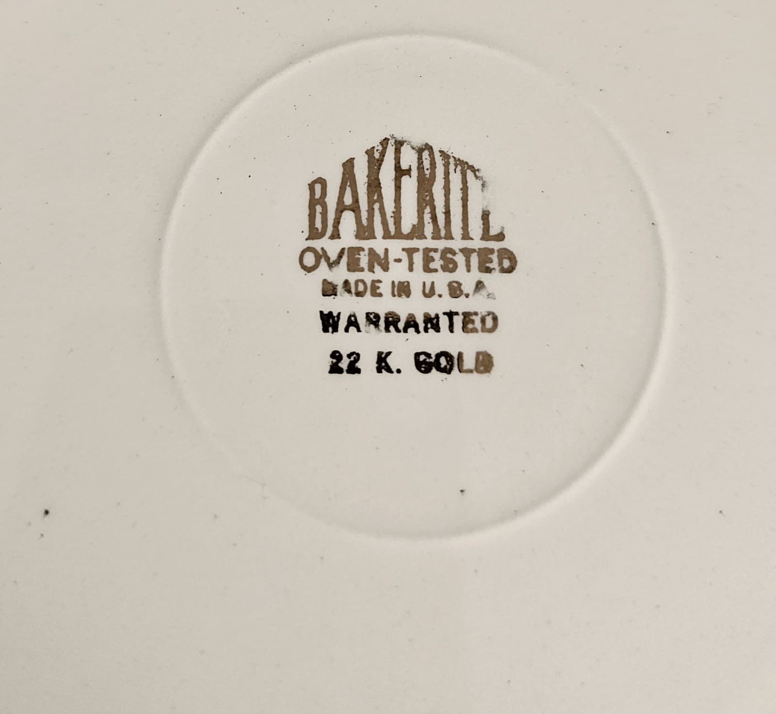 Vintage Bakelite Modern Tulip by Harker Set of 3 - 10" Serving Dinner Plates - Thumbnail 5
