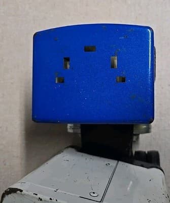 Nylint GMC Astro 18-Wheeler Tractor Trailer Pressed Steel Blue White Red - Thumbnail 6