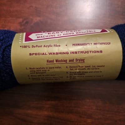 Vintage Fleishers Winsom Easy Care Yarn Dark Blue Col 479 Acrylic 2 oz. - Thumbnail 3