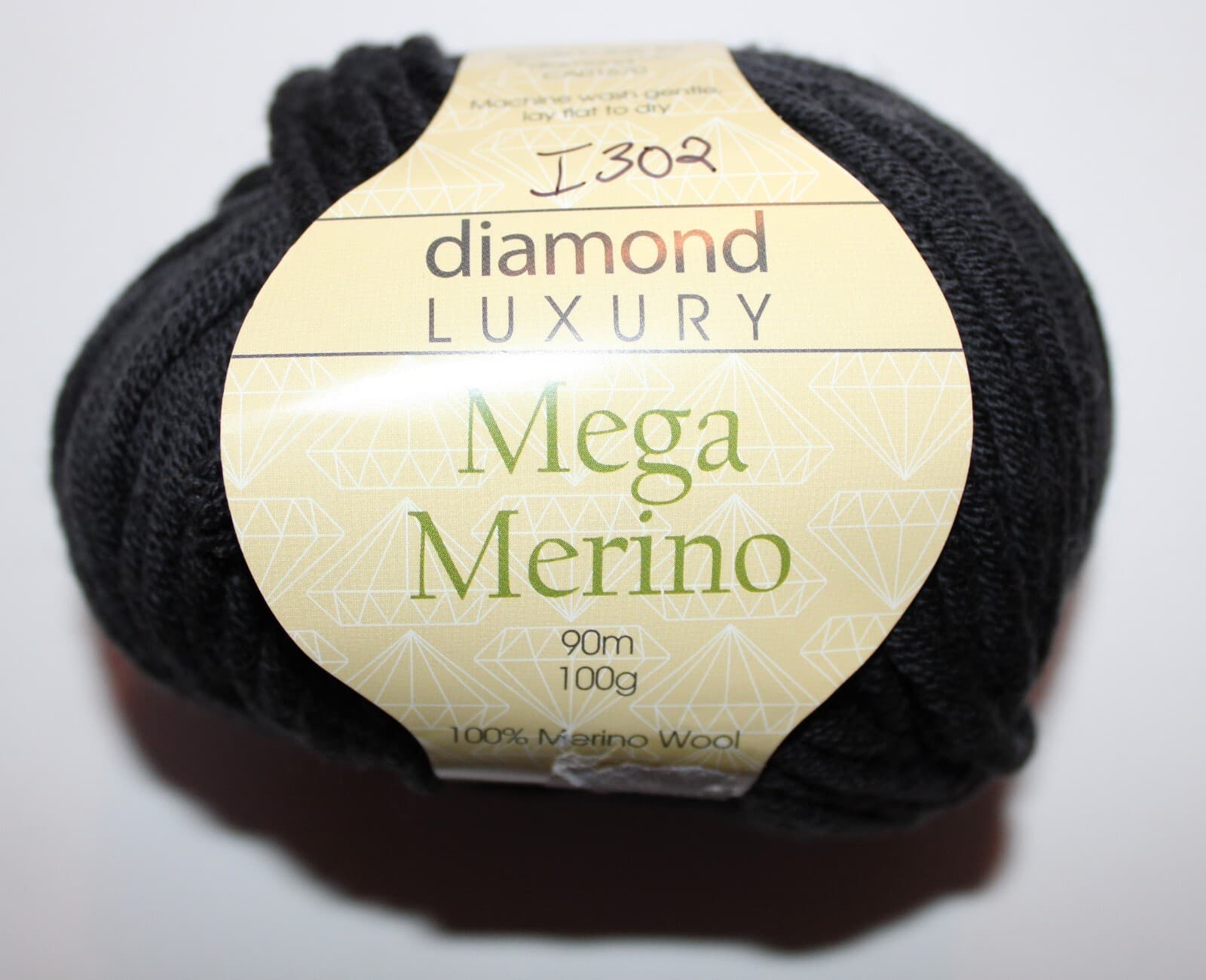 Diamond Luxury Mega Merino Yarn, 100% Merino Wool, Col 93 Black 100gr 90m - Thumbnail 2