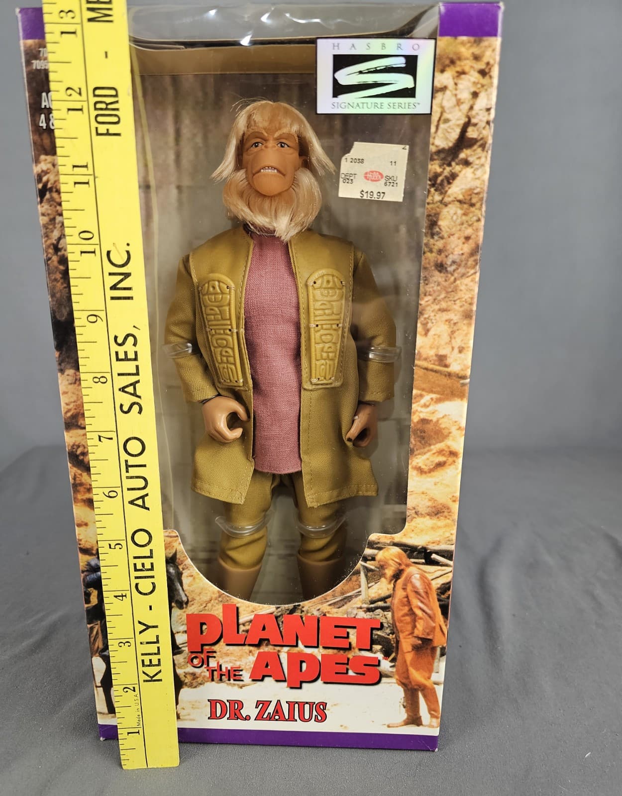 1998 HASBRO Signature Series PLANET OF THE APES 12" Inch DR. ZAIUS Kenner Figure - Thumbnail 7
