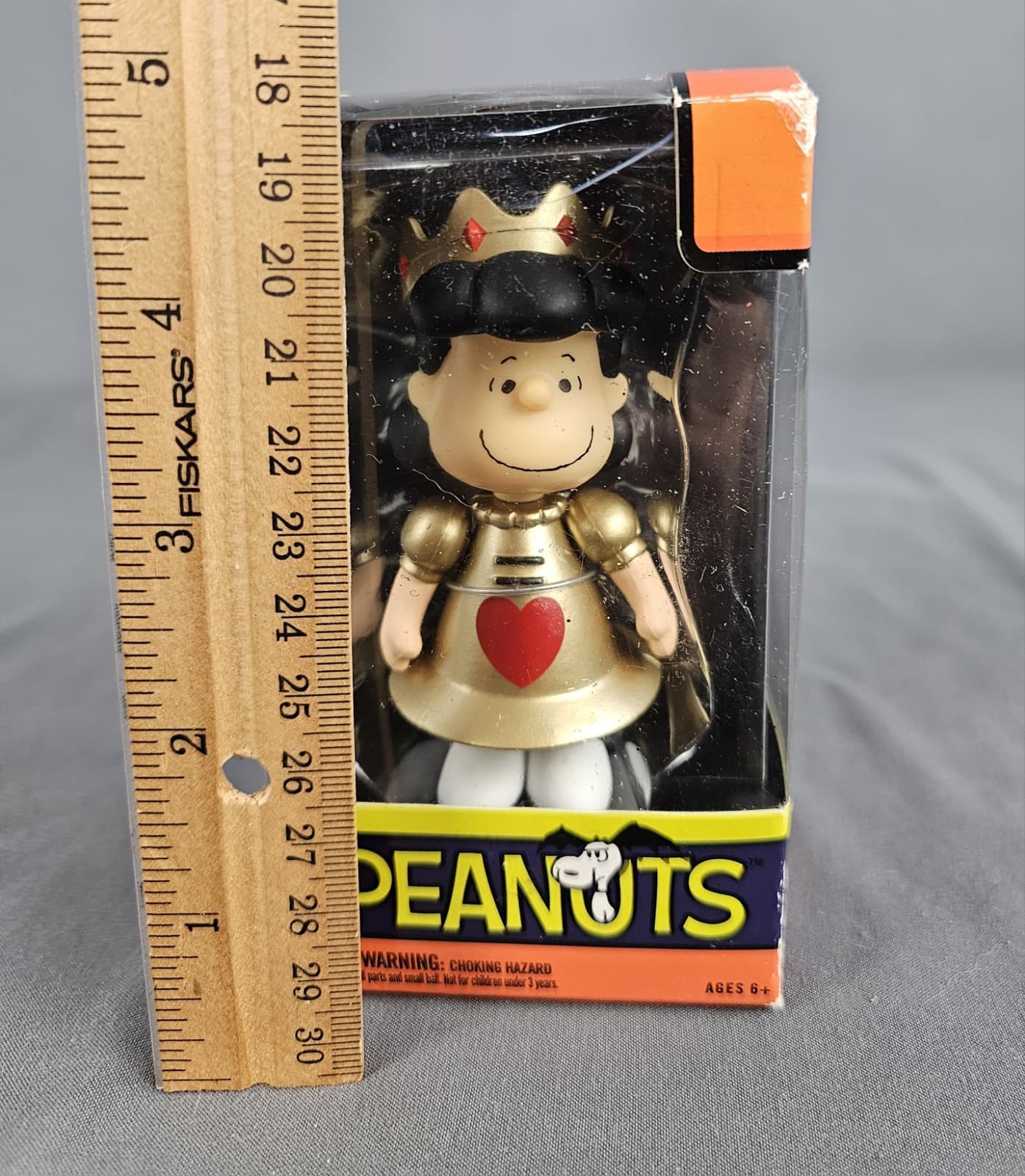 2013 Peanuts Lucy Queen of Hearts Charlie Brown Superhero Snoopy Masked Marvel - Thumbnail 7