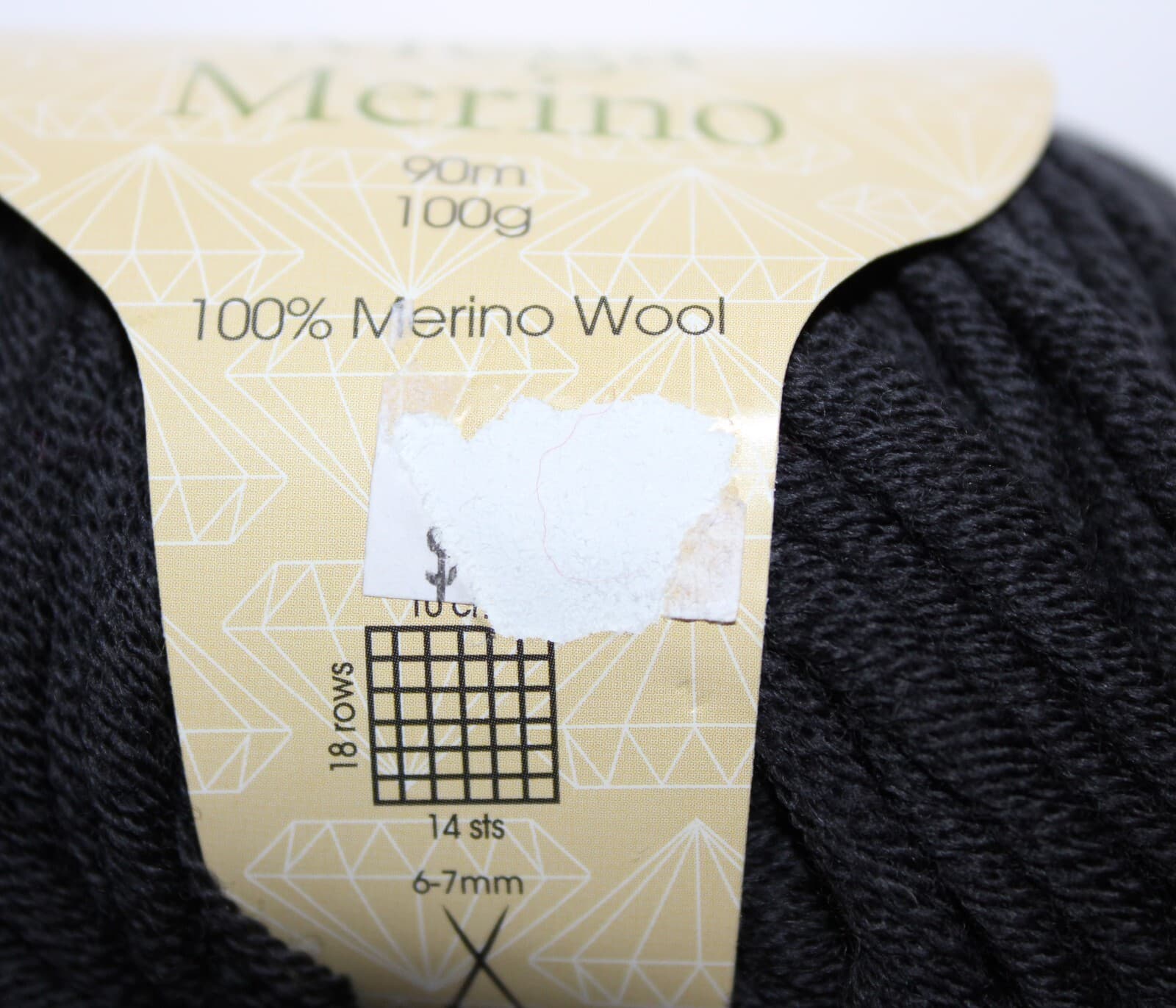 Diamond Luxury Mega Merino Yarn, 100% Merino Wool, Col 93 Black 100gr 90m - Thumbnail 4