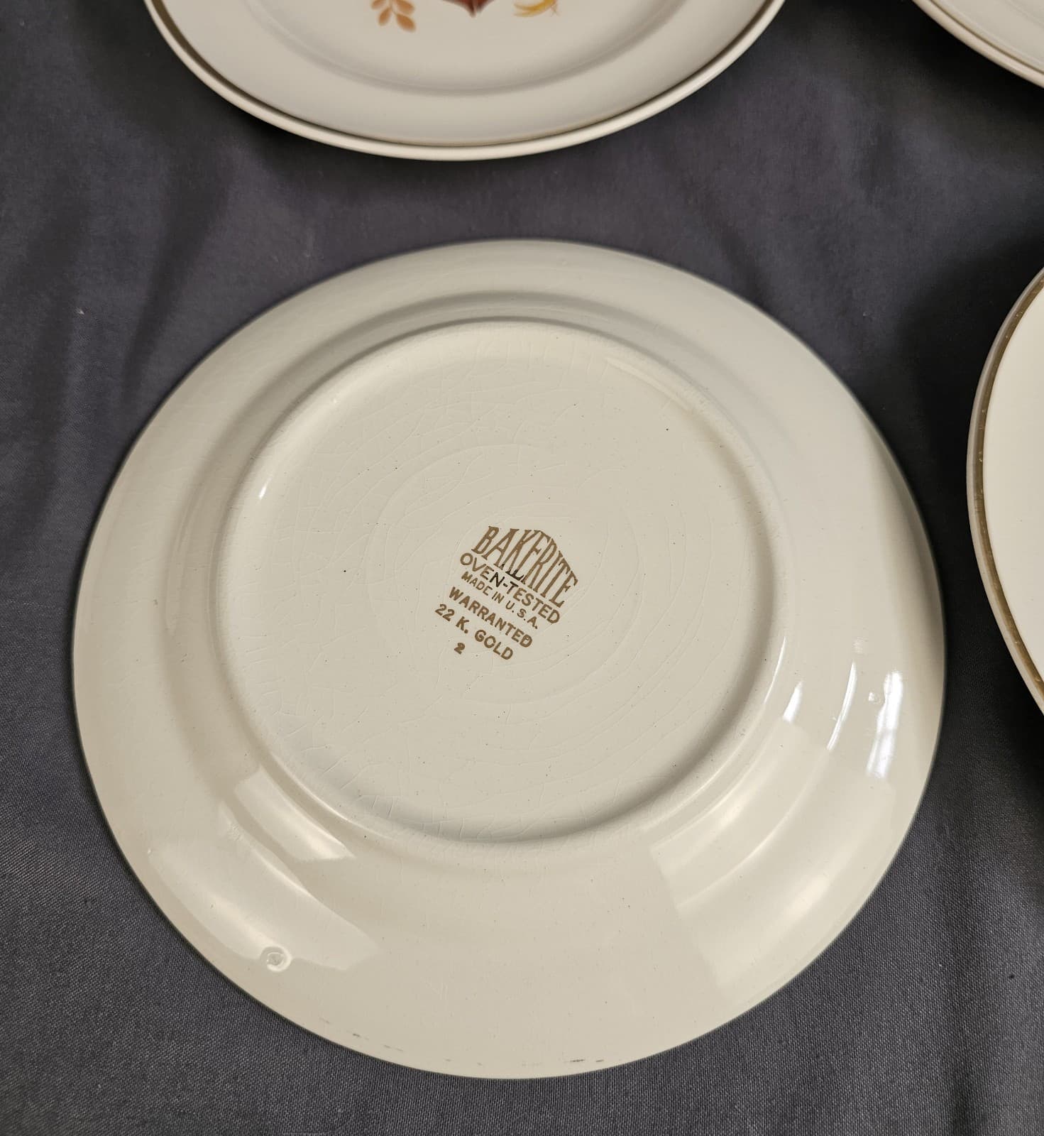 Vintage Bakelite Modern Tulip by Harker Set of 4 - 6.25" Bread Plates - Thumbnail 3