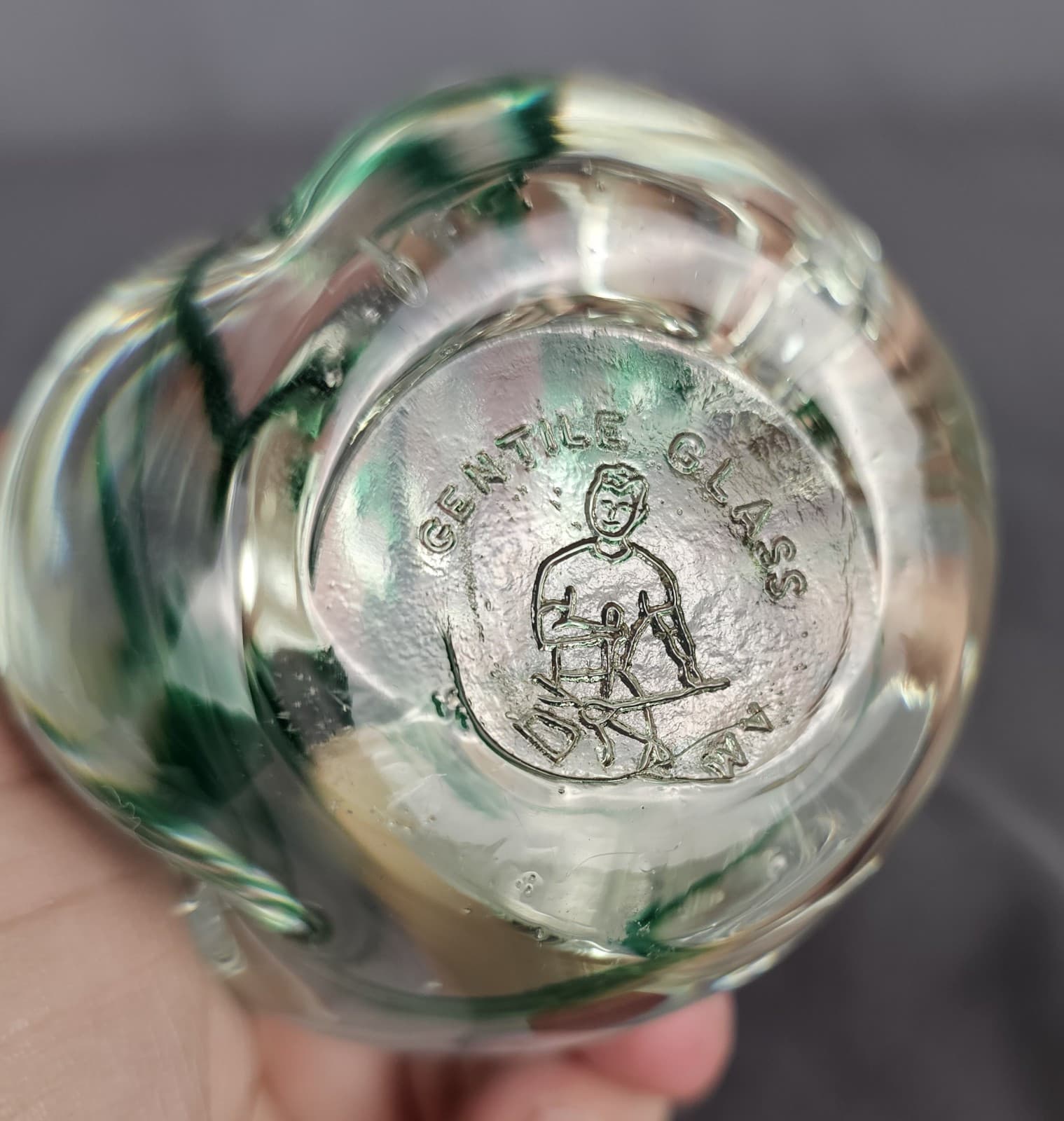Art Glass Paperweight Gentle Glass WV Egg Shaped Swirl 4" Tall Green - Thumbnail 9