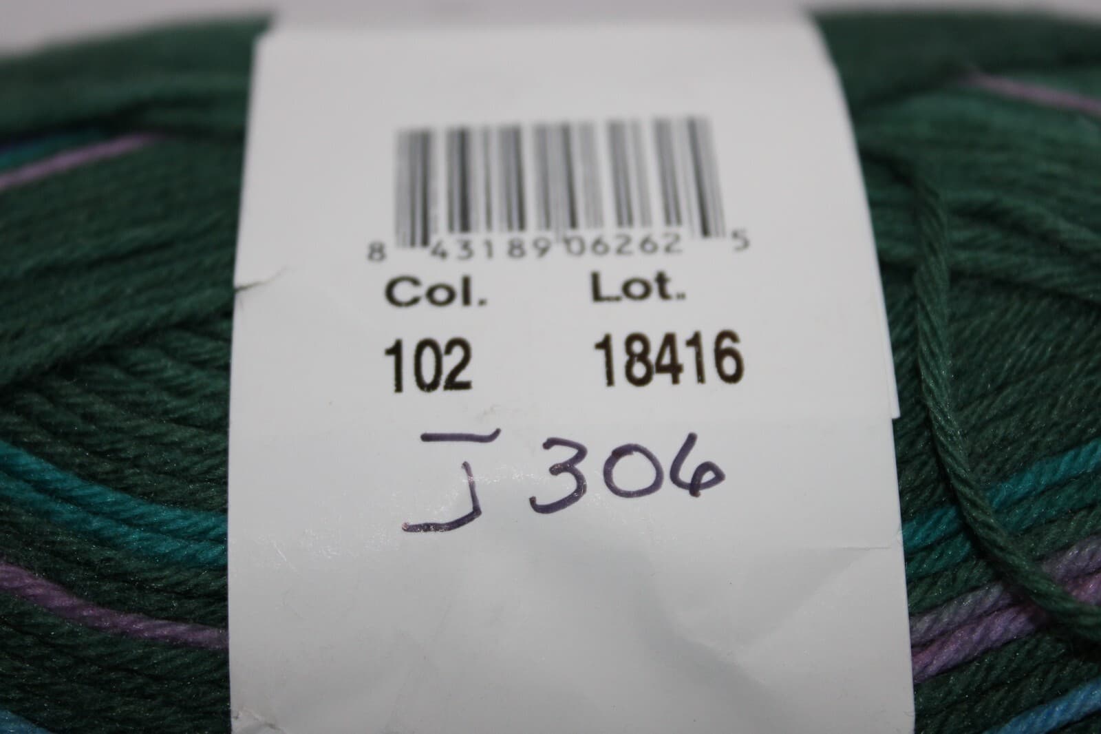 KFI Indulgence 6 Ply 75% Extrafine Merino Wool Col 102 Mixed 5.25oz 426yd - Thumbnail 3