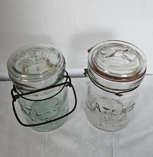ATLAS E - Z SEAL CLEAR and Green PINT FRUIT JAR WITH GLASS LID & WIRE BAIL set 2 - Thumbnail 2