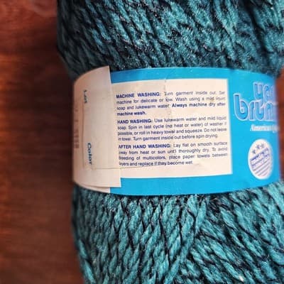 Yarns Brunswick Fore-N-Aft Sport Green Ragg Acrylic 50gr, 175yds US5 - Thumbnail 5