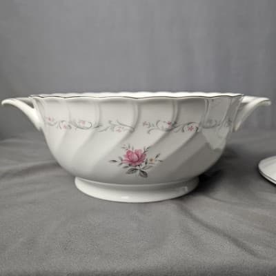 Royal Swirl Casserole Vegetable Serving Covered Bowl Dish Handles 8.5" VTG Fine - Thumbnail 5
