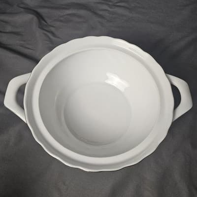 Royal Swirl Casserole Vegetable Serving Covered Bowl Dish Handles 8.5" VTG Fine - Thumbnail 3