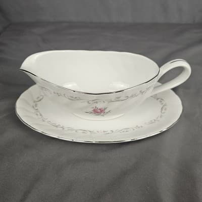 Royal Swirl Gravy Bowl & Plate Fine China Japan Gravy Boat - Thumbnail 2